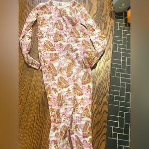 Place Pink Gingerbread Kids Pajama Set